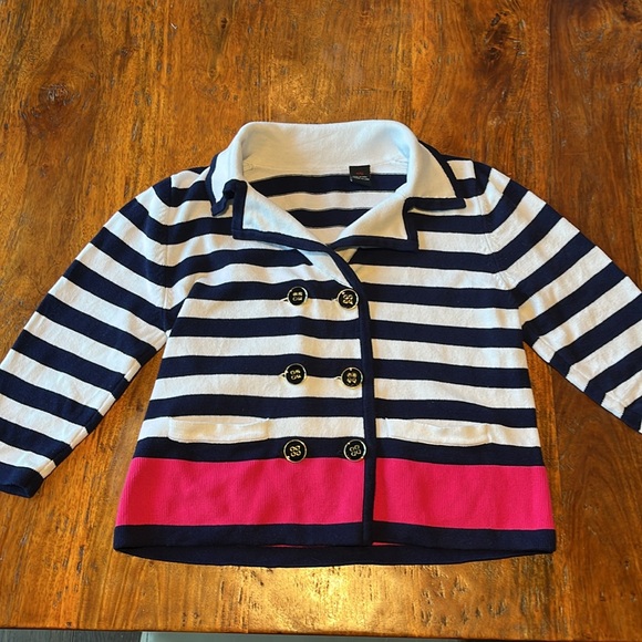 Size XL Sweater/Jacket - Picture 3 of 8